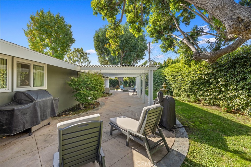 3241 Kenilworth Drive