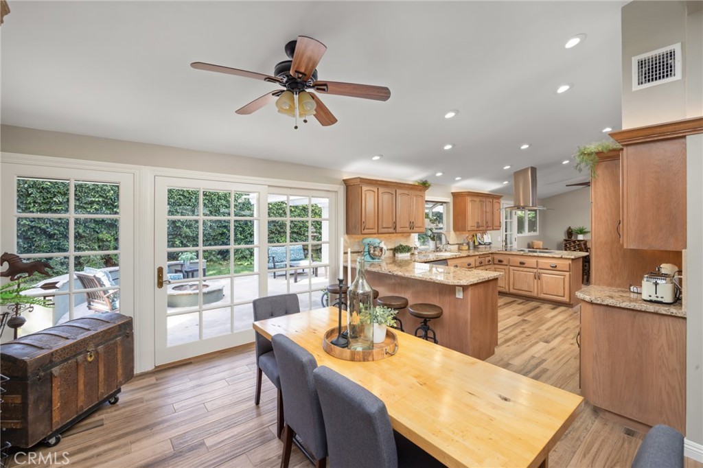 3241 Kenilworth Drive