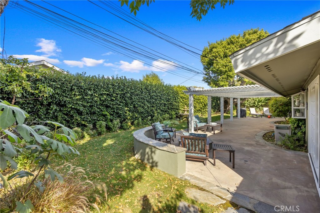 3241 Kenilworth Drive