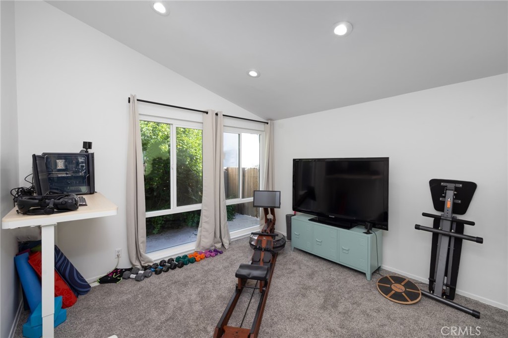 3241 Kenilworth Drive