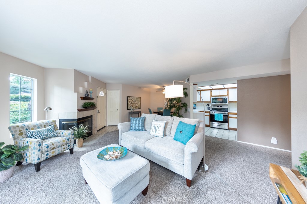 1094 S Sundance Drive