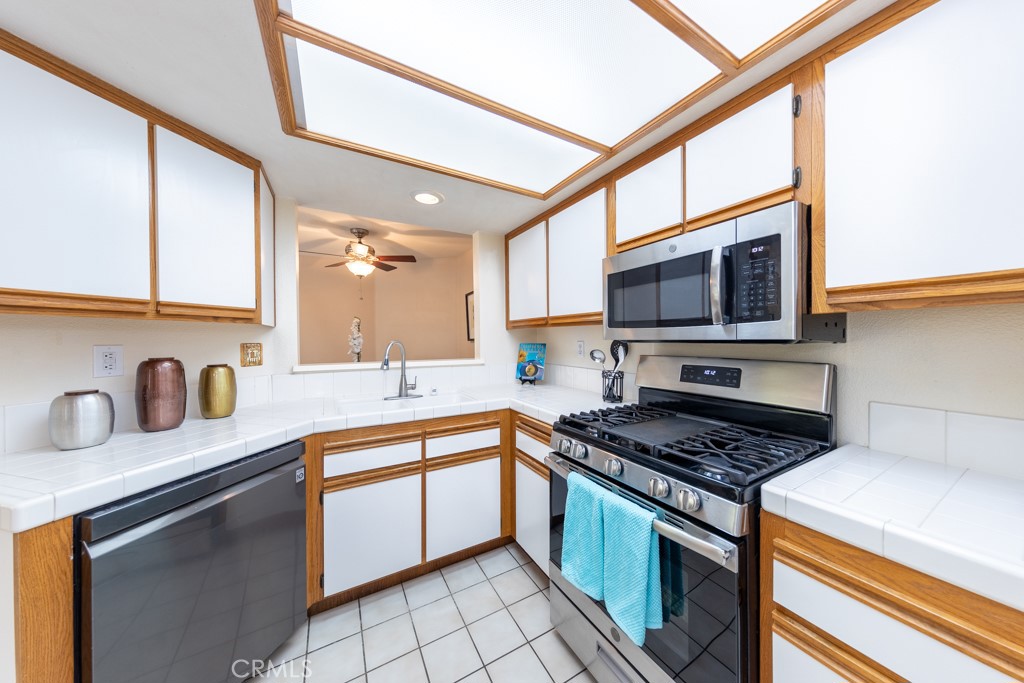 1094 S Sundance Drive