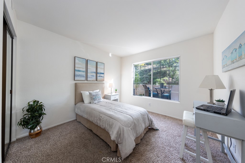 1094 S Sundance Drive