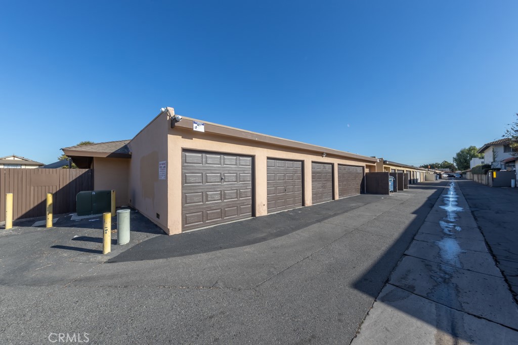 1682 W Cindy Lane B