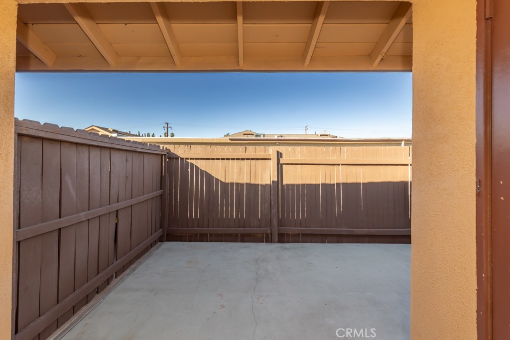 1682 W Cindy Lane B