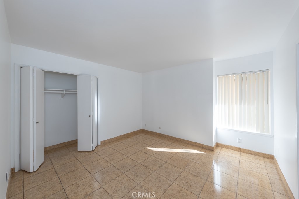 1682 W Cindy Lane B