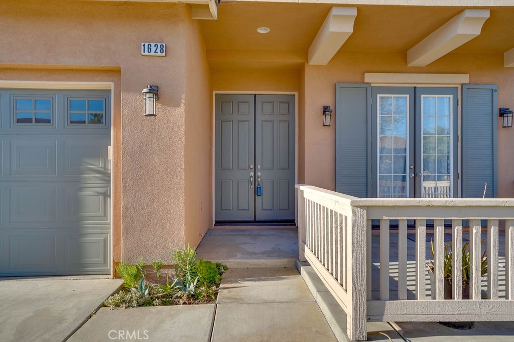 1628 Camino Largo Street