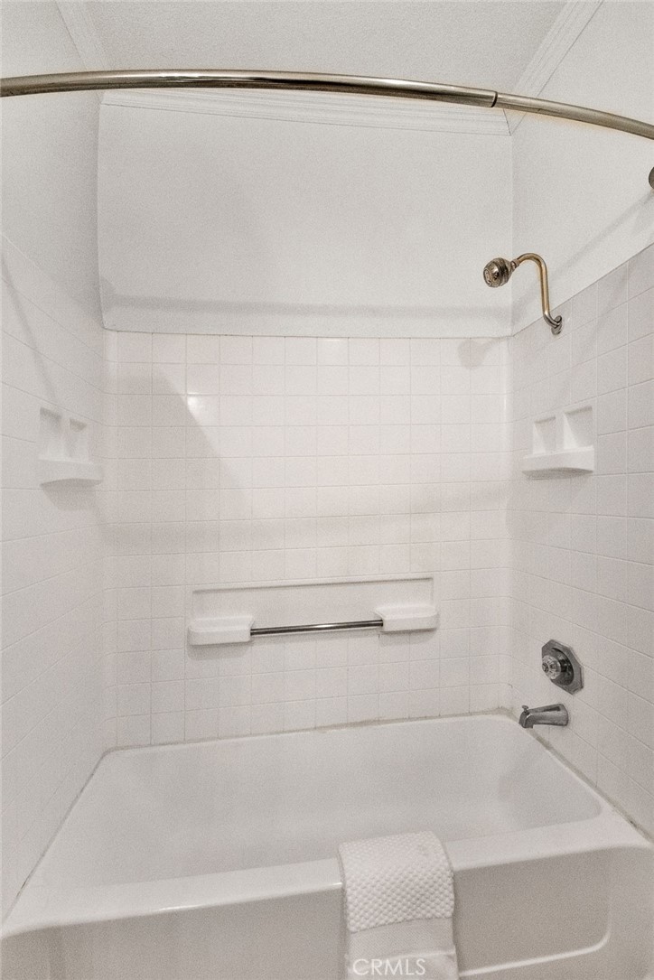 300 N El Molino Avenue 225