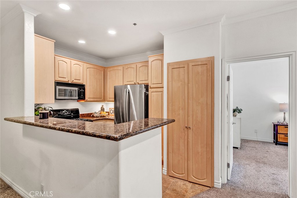 300 N El Molino Avenue 225