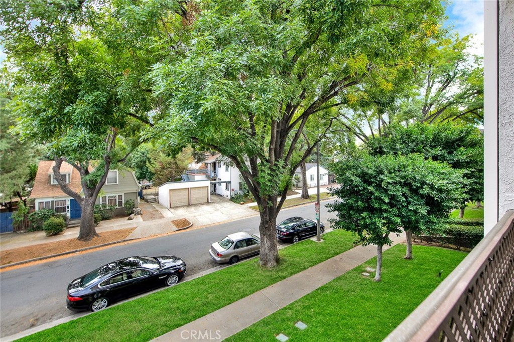 300 N El Molino Avenue 225