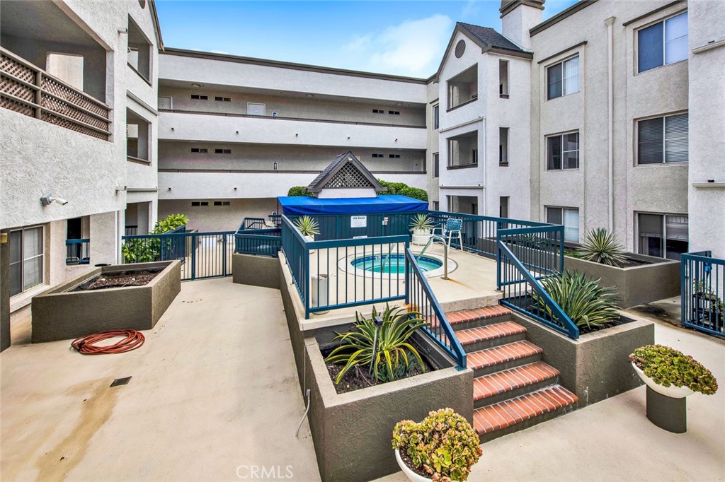 300 N El Molino Avenue 225