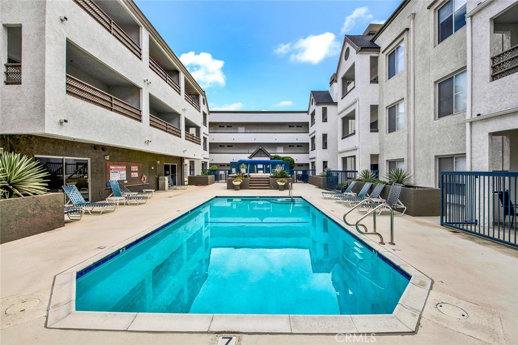 300 N El Molino Avenue 225