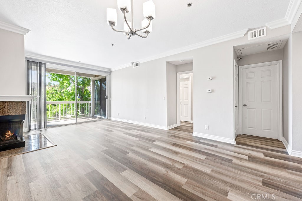 20301 Bluffside Circle 304