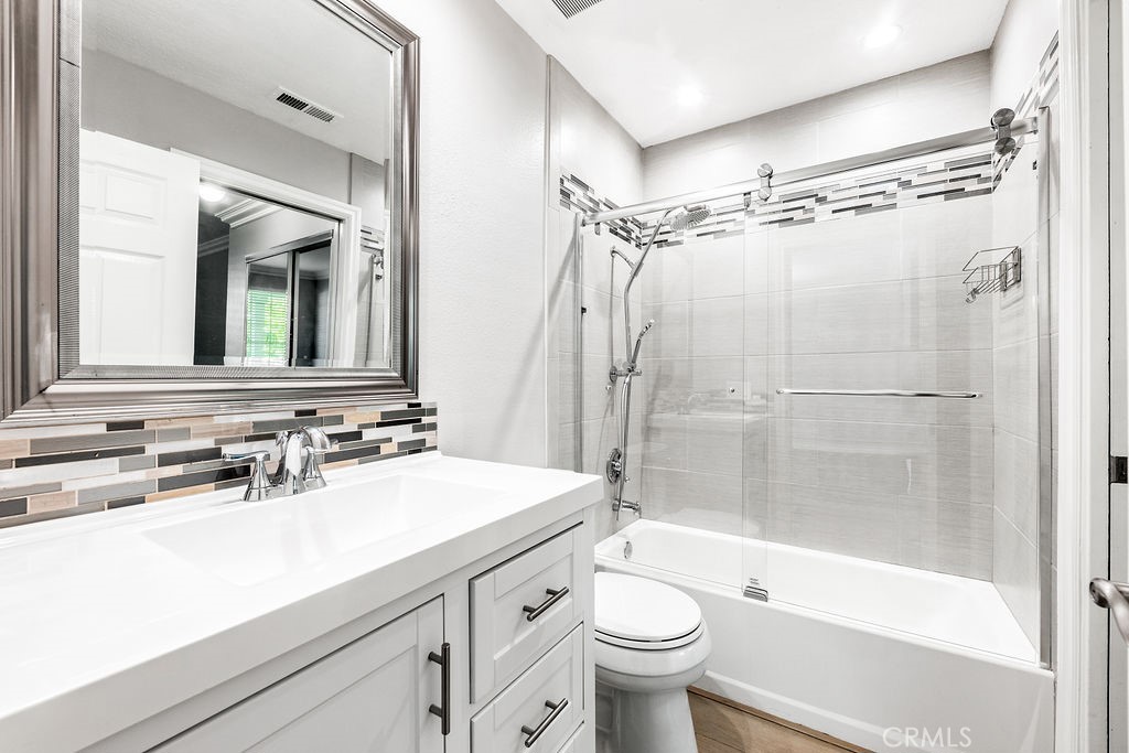 20301 Bluffside Circle 304