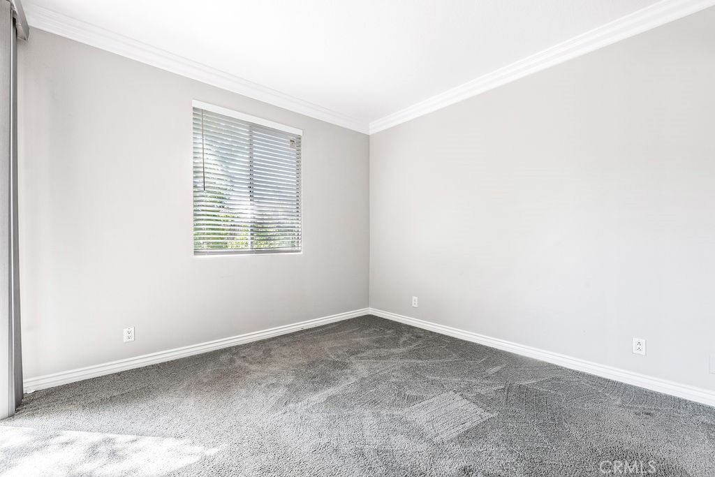 20301 Bluffside Circle 304