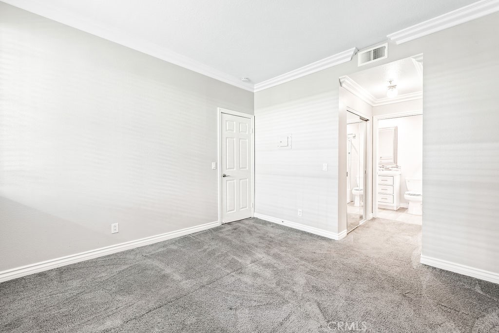 20301 Bluffside Circle 304