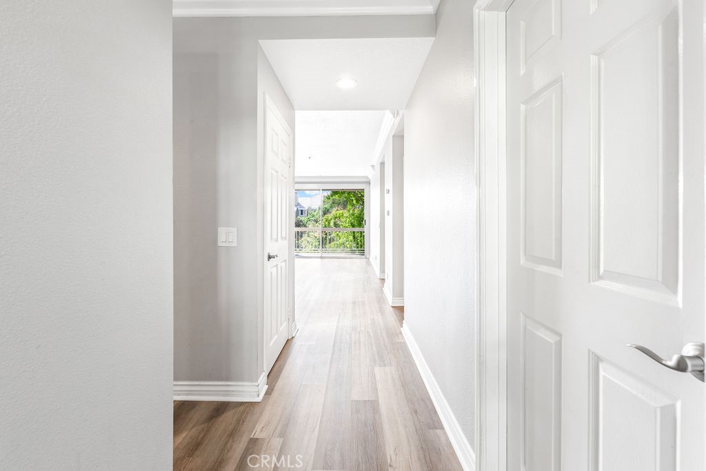 20301 Bluffside Circle 304