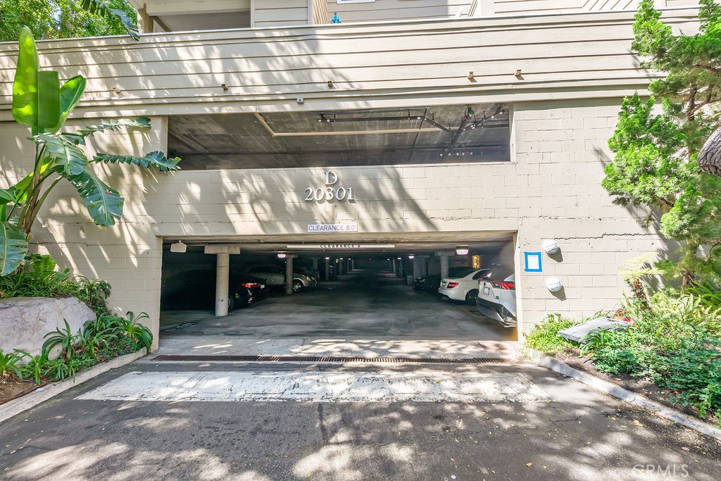 20301 Bluffside Circle 304