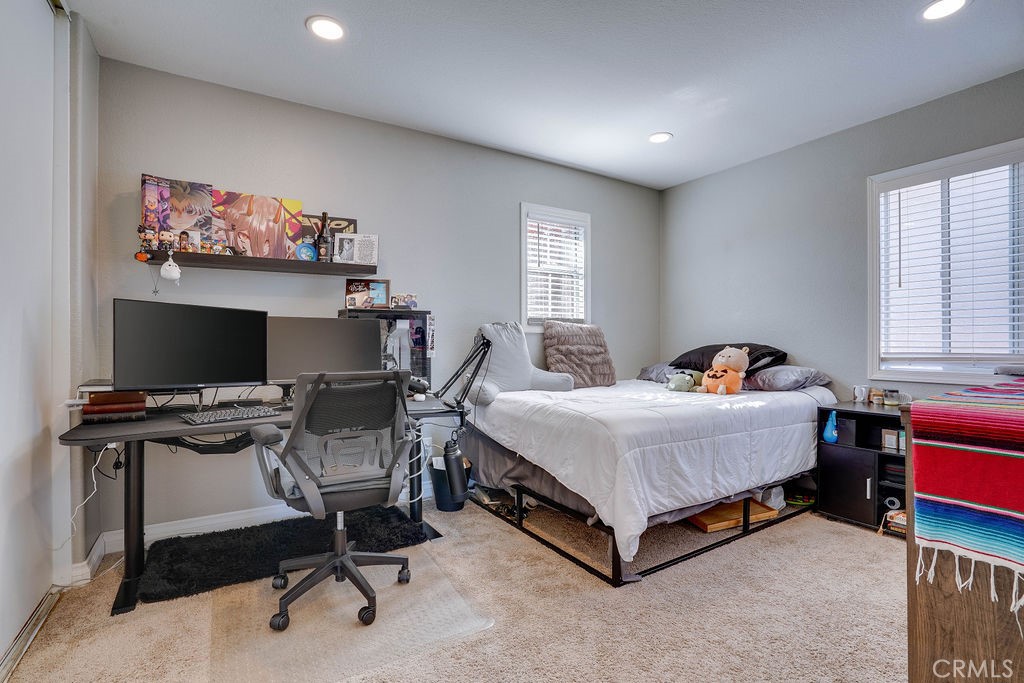 125 Smokethorn Street