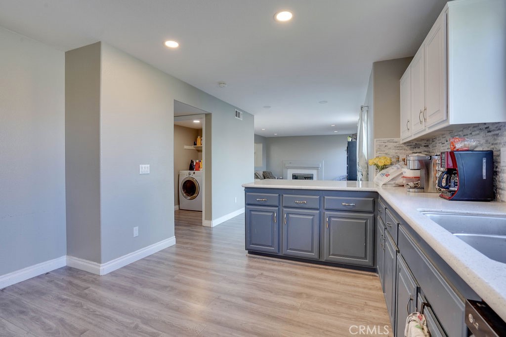 125 Smokethorn Street