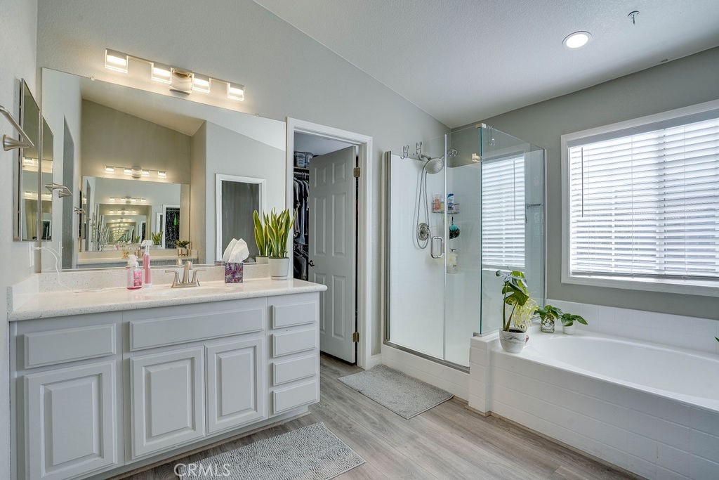 125 Smokethorn Street