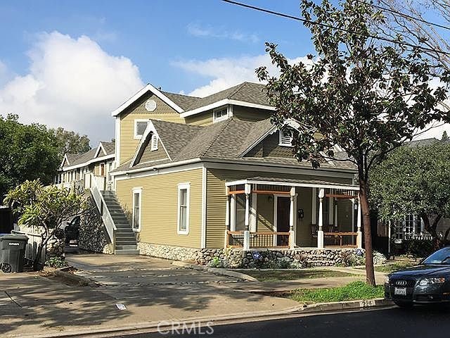 224 S Grand Street 1