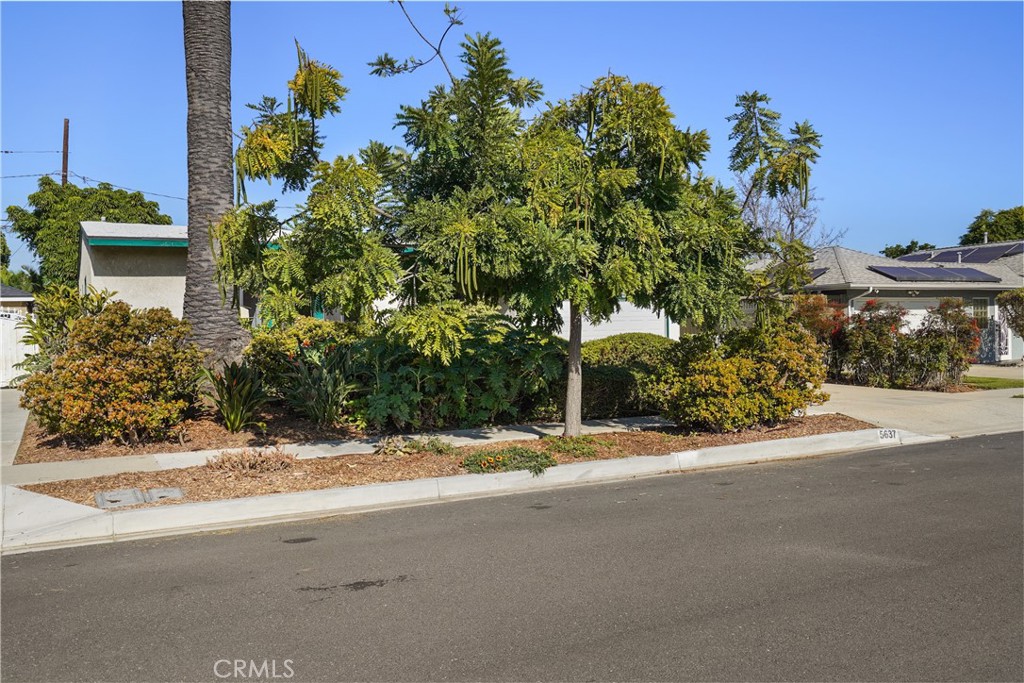 5637 E Peabody Street