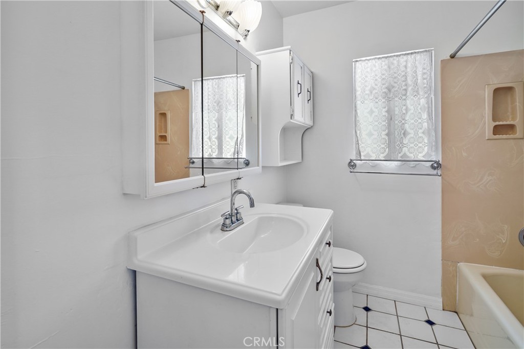 5637 E Peabody Street