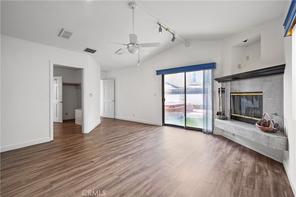 5637 E Peabody Street