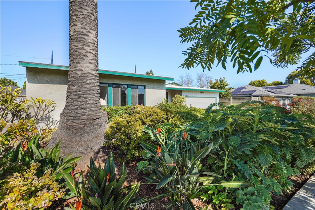 5637 E Peabody Street