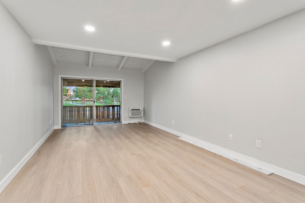 1010 W Macarthur Boulevard 102