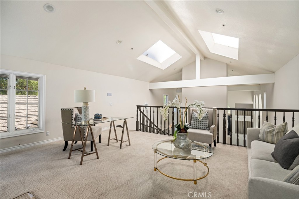 4501 E Cerro Vista Drive