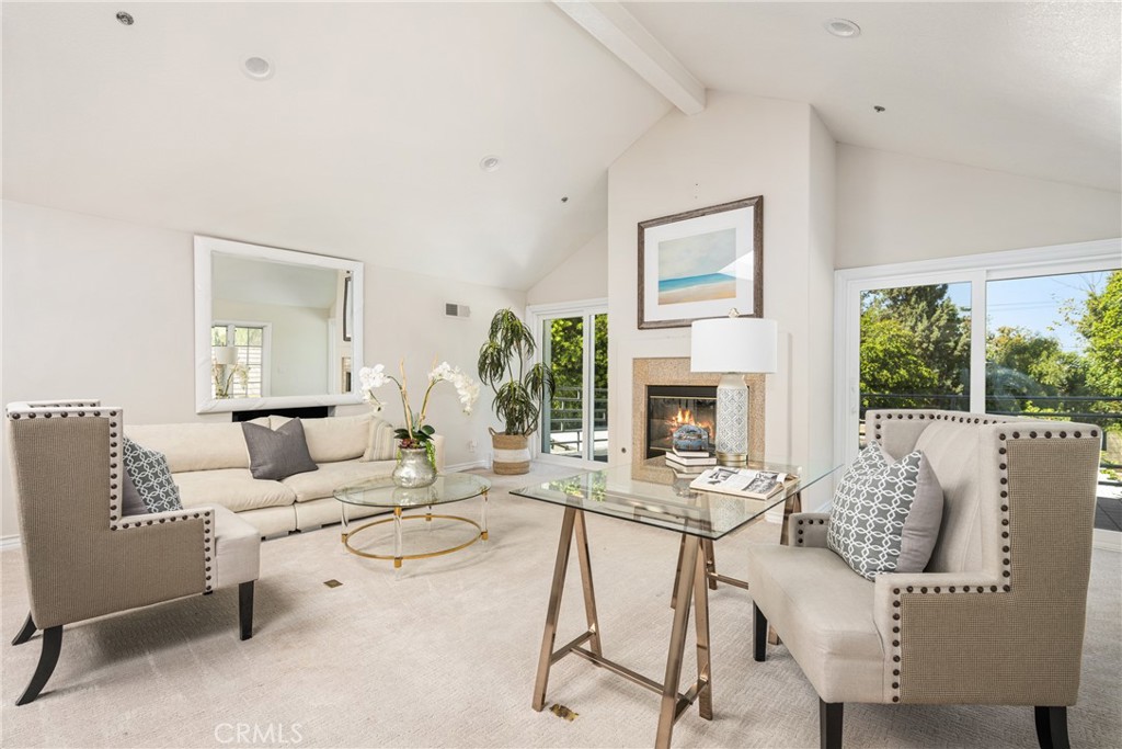 4501 E Cerro Vista Drive