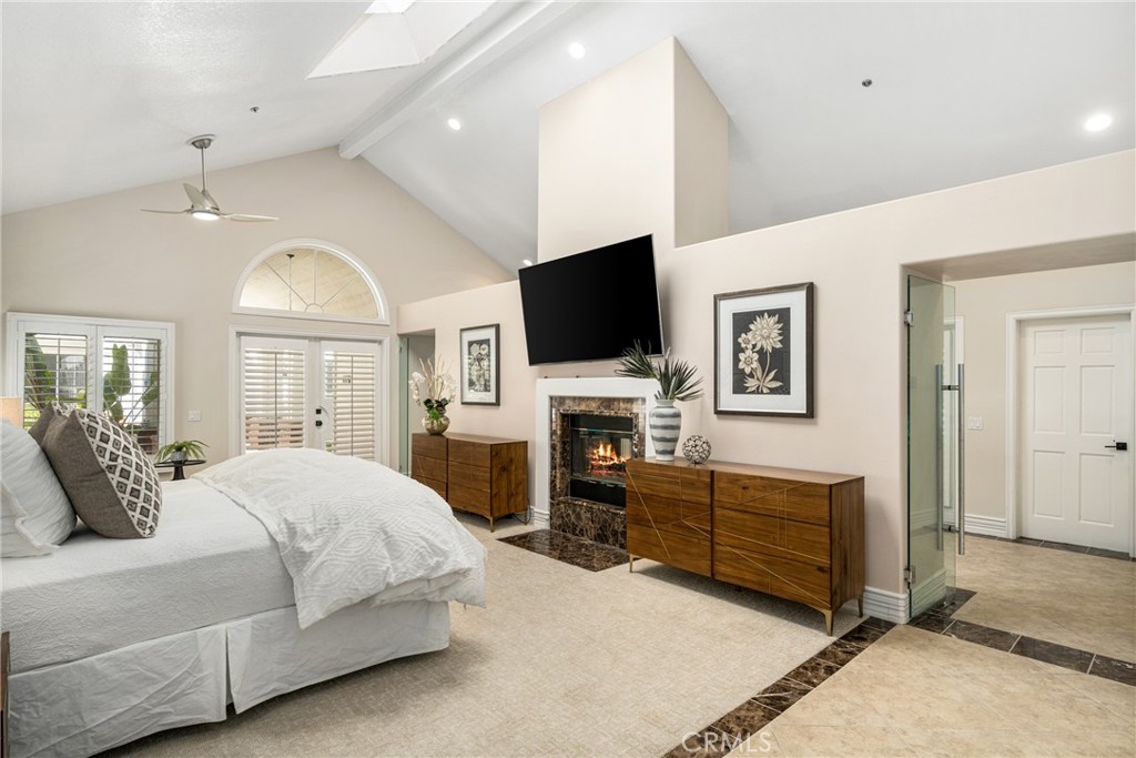 4501 E Cerro Vista Drive