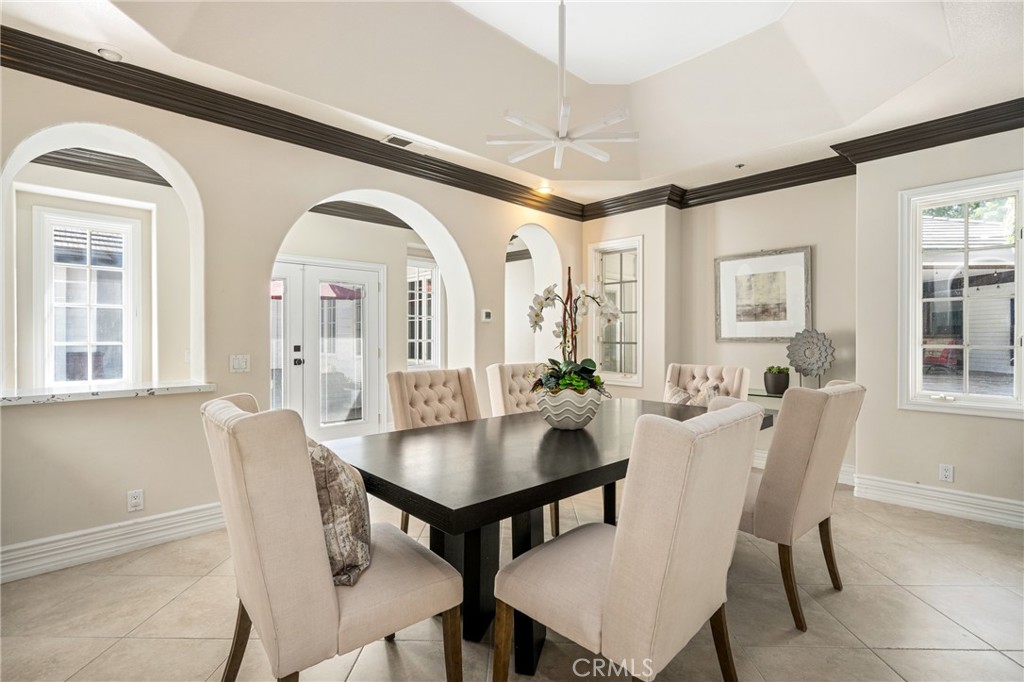 4501 E Cerro Vista Drive