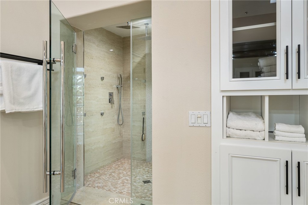 4501 E Cerro Vista Drive