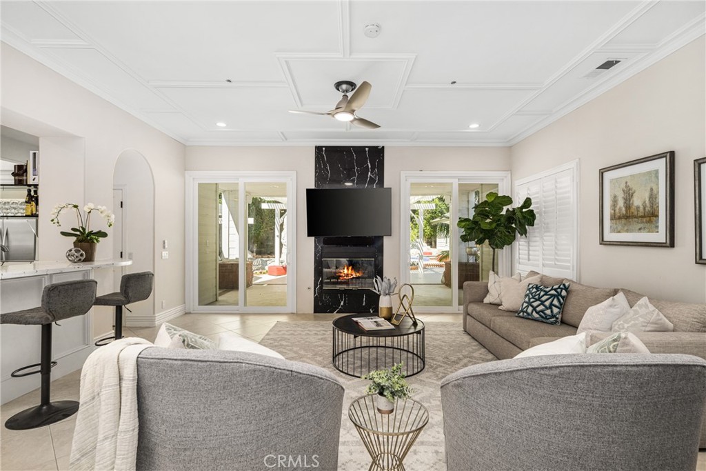 4501 E Cerro Vista Drive