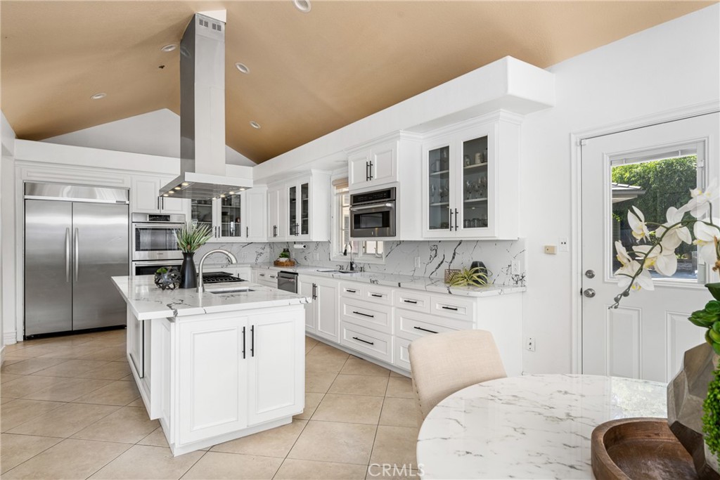 4501 E Cerro Vista Drive