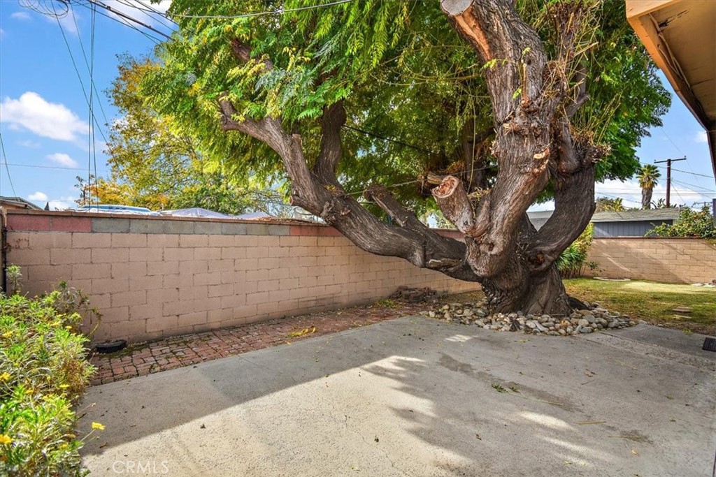 16138 East Kingside Drive