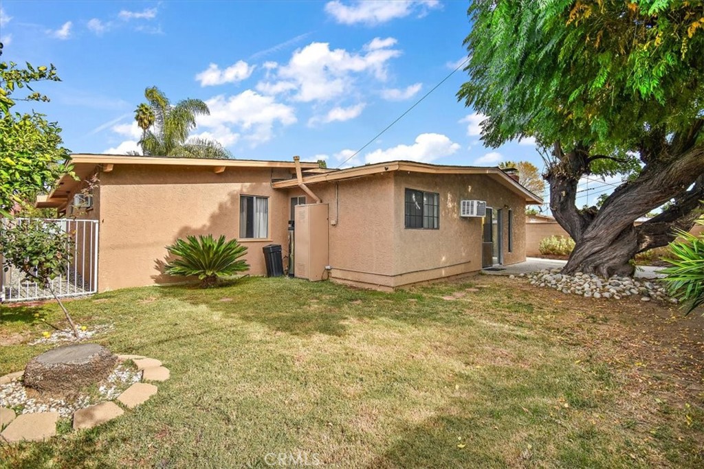 16138 East Kingside Drive