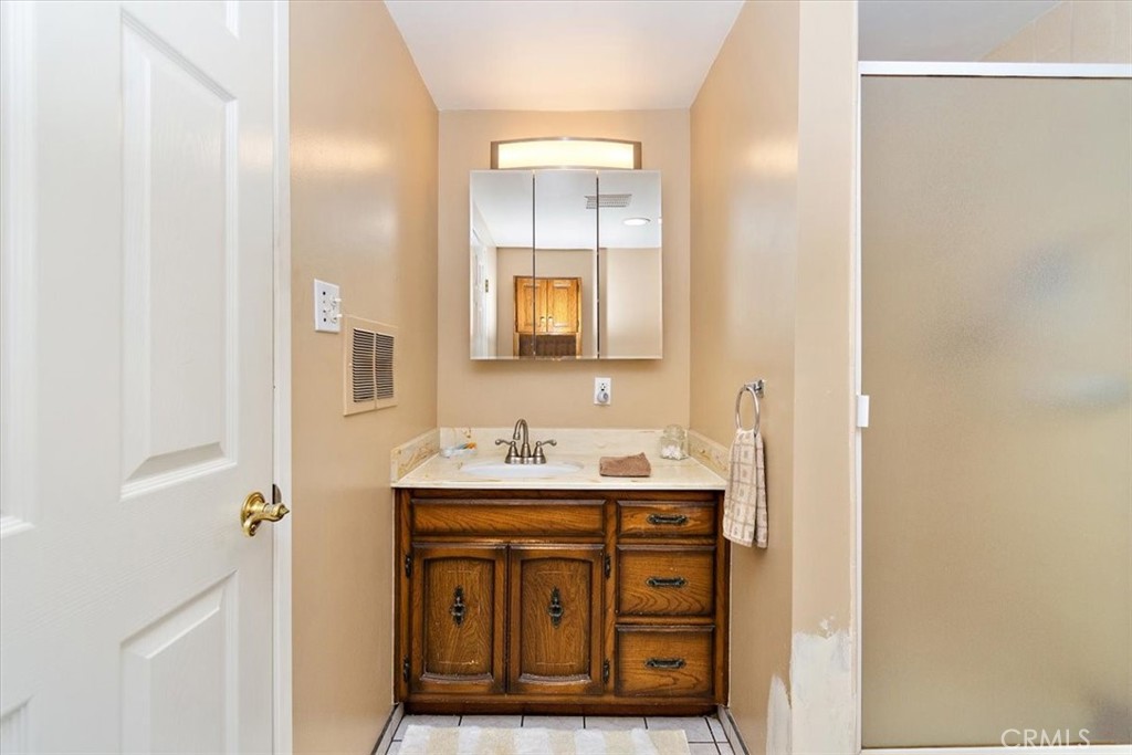 16138 East Kingside Drive