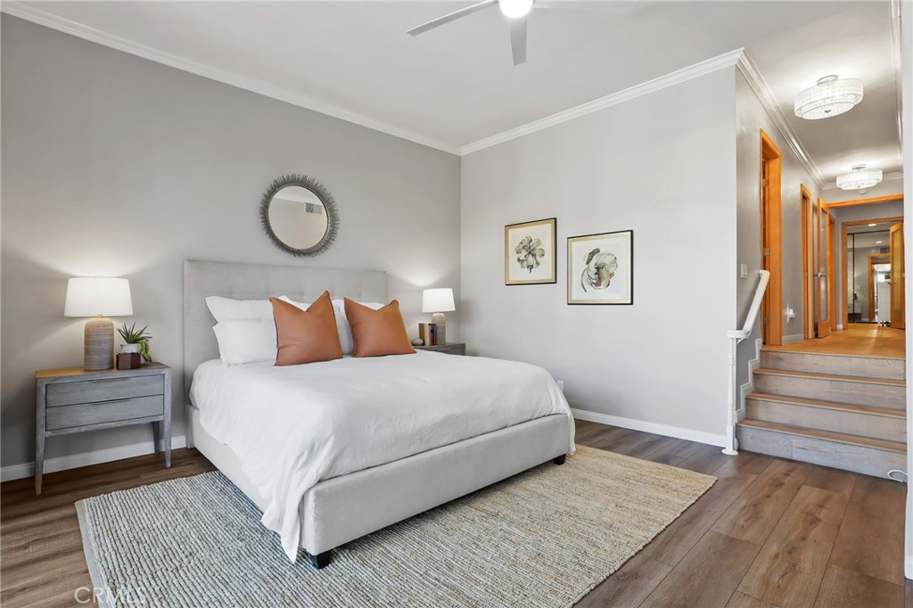 7221 Marina Pacifica Drive N 11