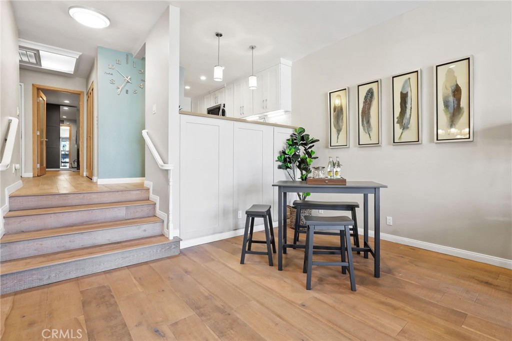 7221 Marina Pacifica Drive N 11