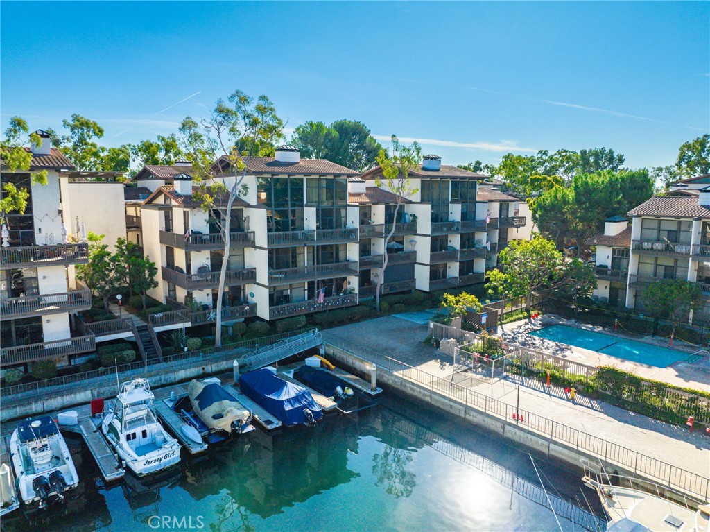 7221 Marina Pacifica Drive N 11