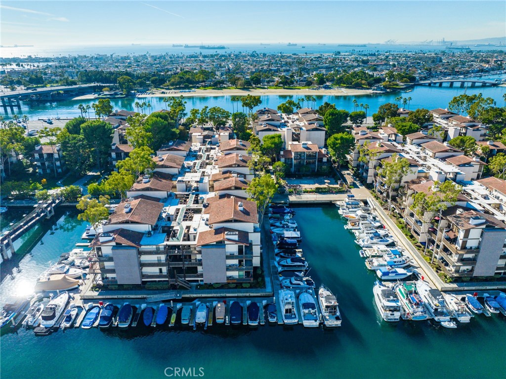 7221 Marina Pacifica Drive N 11