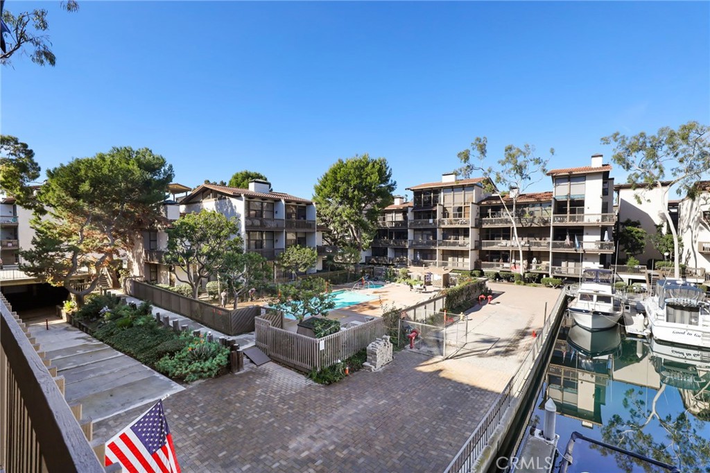 7221 Marina Pacifica Drive N 11