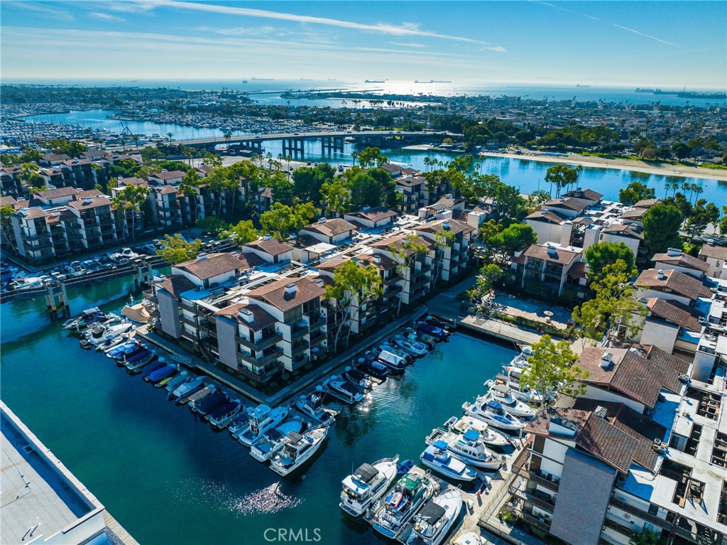 7221 Marina Pacifica Drive N 11