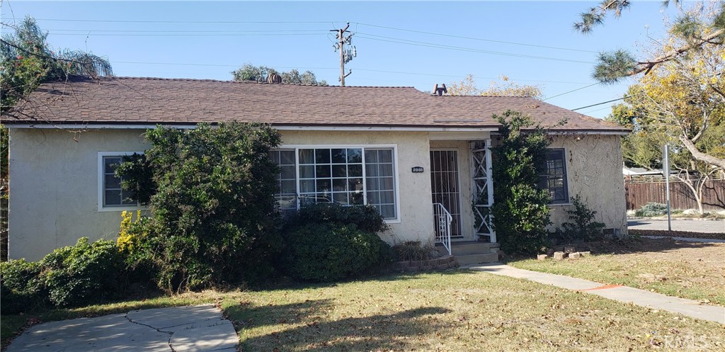 2069 N Greenbrier Road