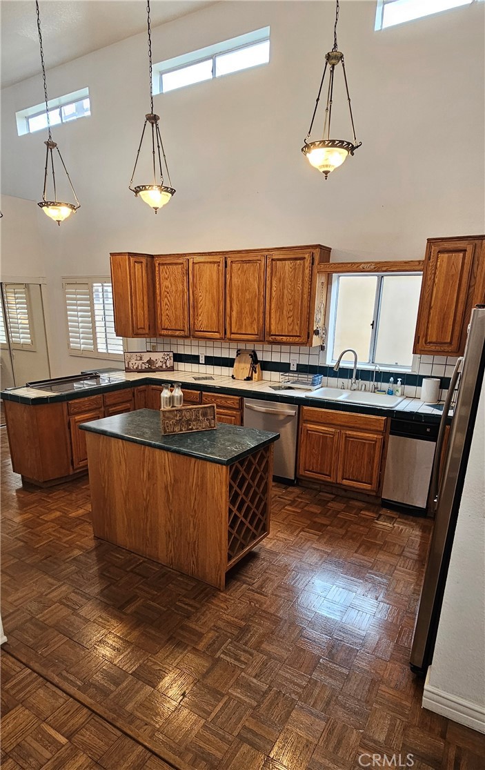 4815 E Ocean Boulevard