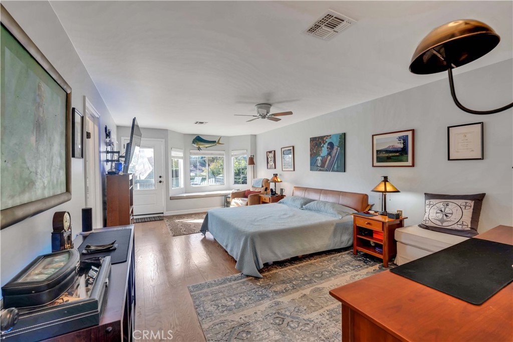 329 S Virginia Avenue